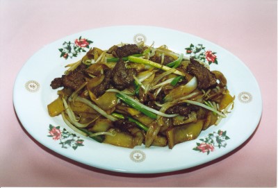 H09. Beef Chow Fun Image