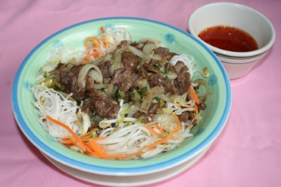 V04. Lemongrass Beef Over Vermicelli Image