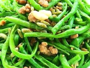 Chicken with String Beans Image