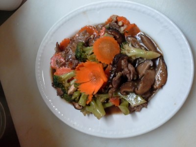 D4. Broccoli and Black Mushrooms Image