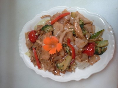 F2. Pad Kee Mow (Spicy Basil Noodles) Image