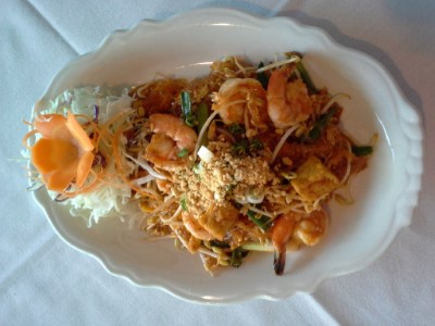 F5. Pad Thai Glass Noodles (or crispy noodles) Image