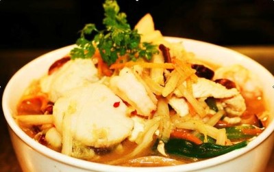 Royal Seafood Noodle Soup Image