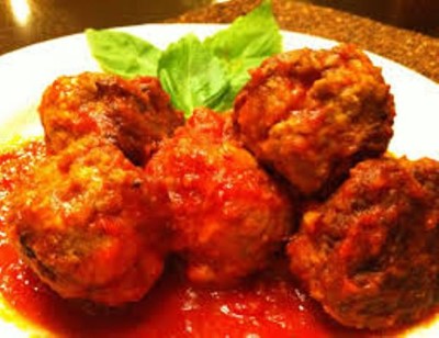 A02. Meatballs & Garlic Bread Image