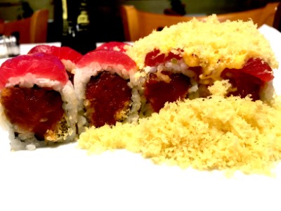Super Crunch Tuna Roll Image