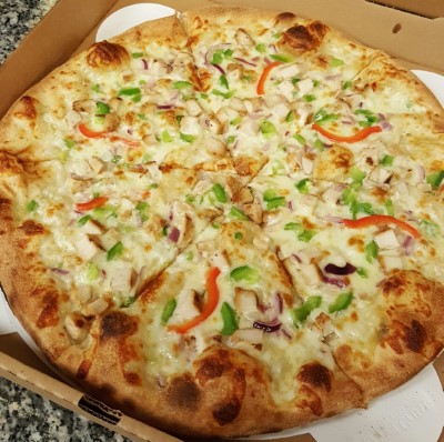 Pizza Col Pollo Image