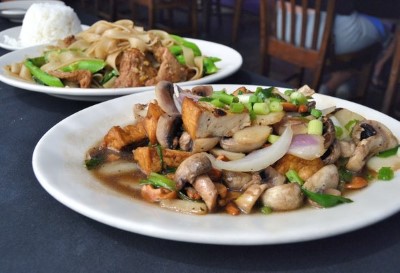 Sawatdee's Thai Seafood & Specialties Image