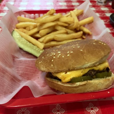 1/4 Cheeseburger Image
