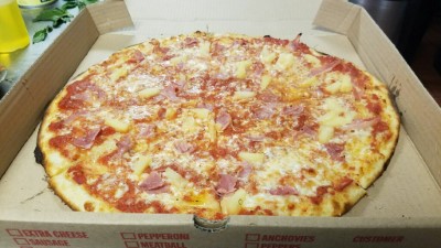 Hawaiian Pizza Image