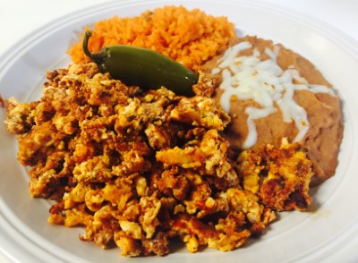 Huevos con chorizo Image