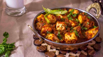 V8 Paneer Tikka Masala Image
