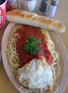 Spaghetti with Butter & Fresh Garlic Image