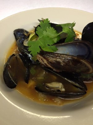Herbs Steamed Mussels Appetizers Image