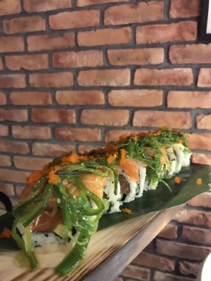 Salmon Special Roll (10) Image