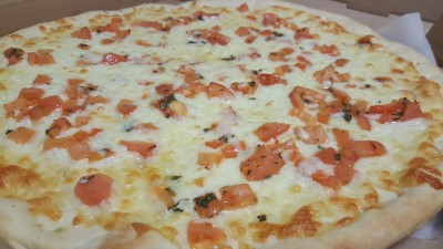 Bruschetta White Pizza Image