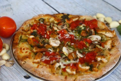 Chicken & Mushroom Pizza Image