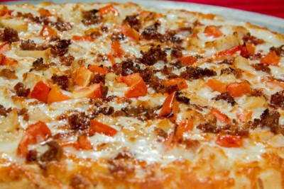 Chicken Bacon Ranch Pizza Image