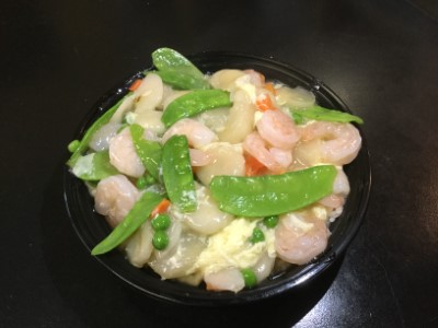 R5. Shrimp with Lobster Sauce Bowl Image