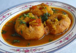 Sambhar Vada (2) Image