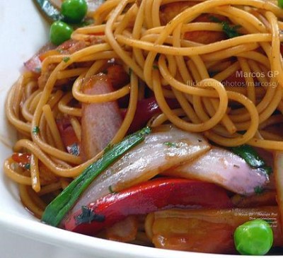 Tallarin Saltado Pollo Image