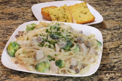 Fettuccine Alfredo with Chicken, Broccoli, & Mushrooms Image