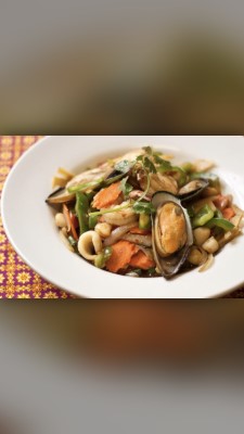 Basil Seafood Image