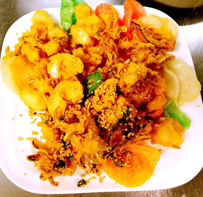67. House Special Crispy Squid 绿岛特式椒盐鲜鱿 Image
