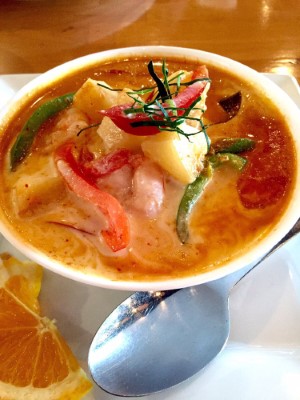 Z5. Pineapple Shrimp Curry Image