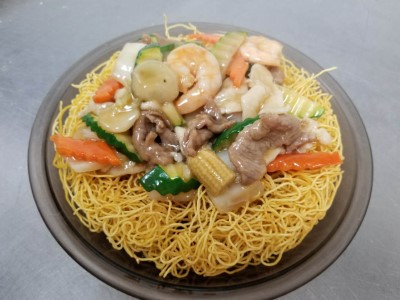 Deluxe Pan Fried Noodles Image