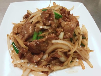 B3. Beef with Spring Onion 蔥爆牛 Image