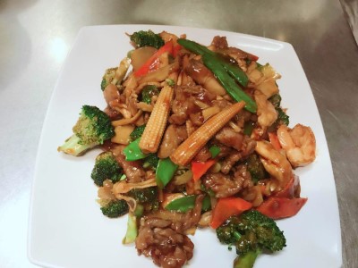 S7. Triple Delight 炒三鮮 Image