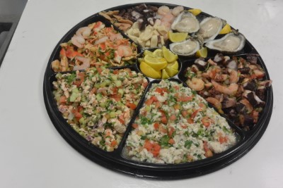 Small Fresh Seafood Combination Image