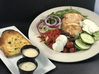 Chicken Caprese Salad Image