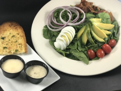 Avocado Spinach Salad Image