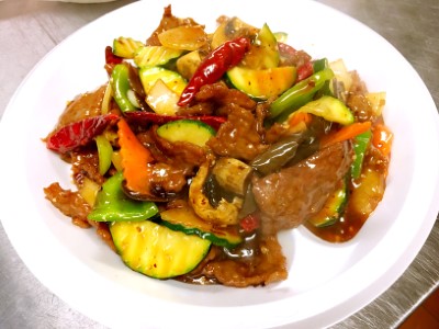 Beef in Hot Garlic Sauce Image