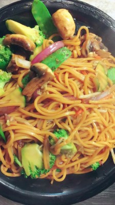 Vegetable Chow Mein Image