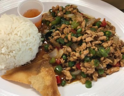 Lunch Special - Entree Image