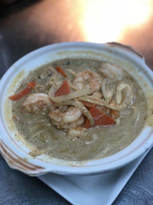 Yellow Curry Clay Pot Image