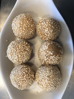 9. Sesame Ball (6) 芝麻球 Image