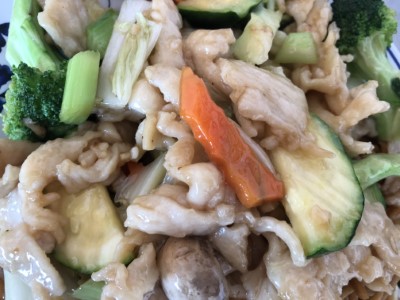 28. Chicken with Fresh Mushroom 毛菇雞片 Image