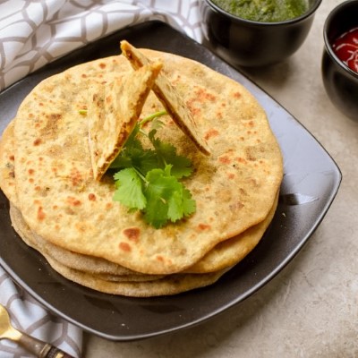 Kheema Paratha Image