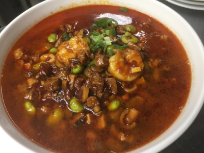 Eight Delicacies Noodle Soup 八寶辣醬麵 Image