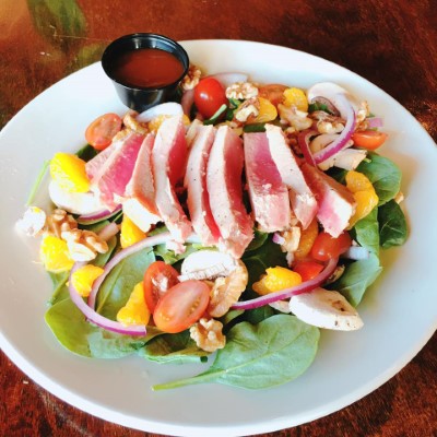 Seared Tuna Salad Image
