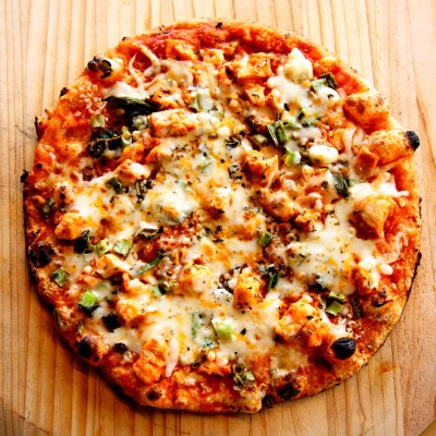 Wing Ding Pizza Image
