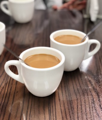 86. HK Style Milk Tea/Hot/Large-丝袜奶茶/热/12oz Image