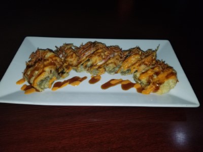 Salmon Crunch Roll Image