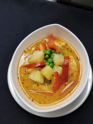 Sp3. Pineapple Chicken Image
