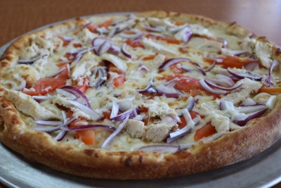 Chicken Deluxe Pizza Image