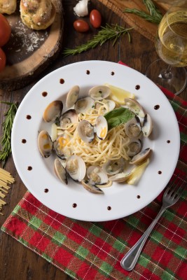 Linguini with Clams Image