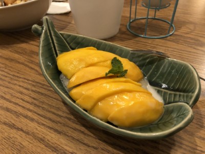 Sweet Rice with Mango Image